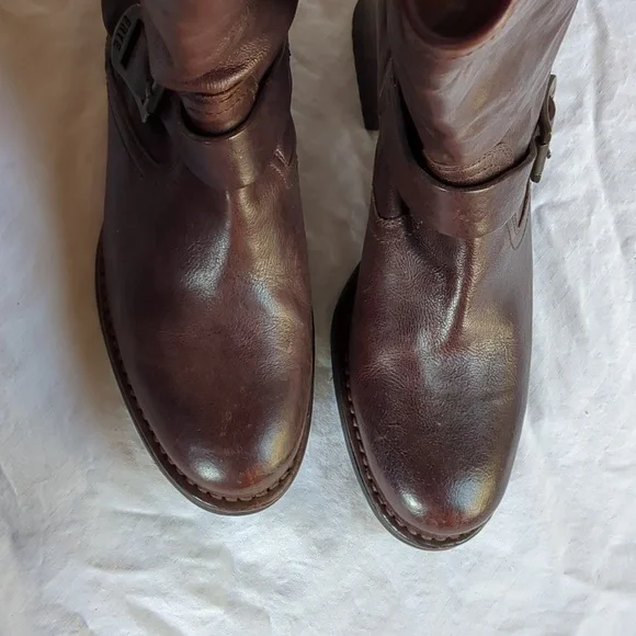 Frye boots Martina Engineer Short dark brown heeled Boot 8.5 - Picture 7 of 14